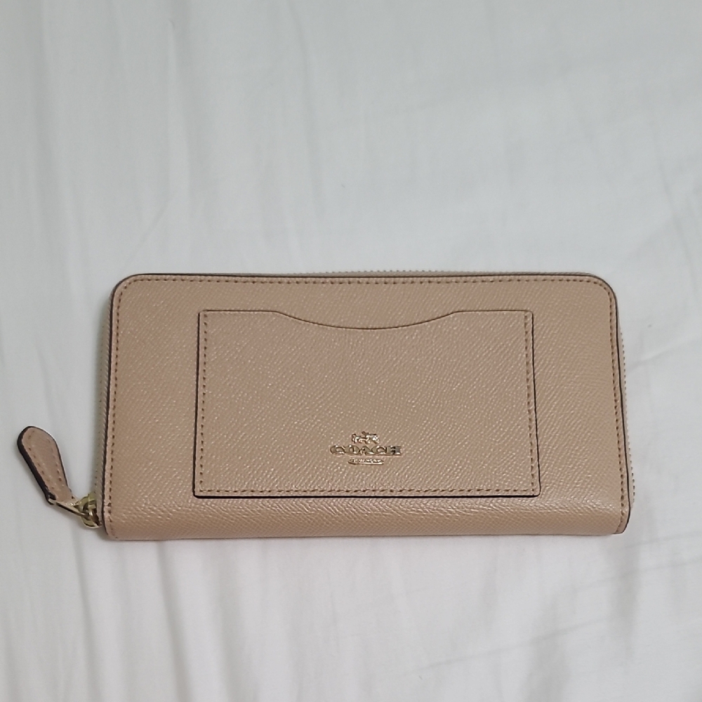 Coach Zip-Around Pebbled Leather Wallet in Light Taupe